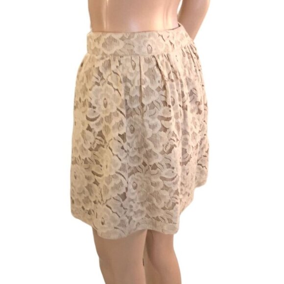 (5‎ for $25) Forever 21 Beige Lace MIni Skirt size XS - Picture 4 of 7